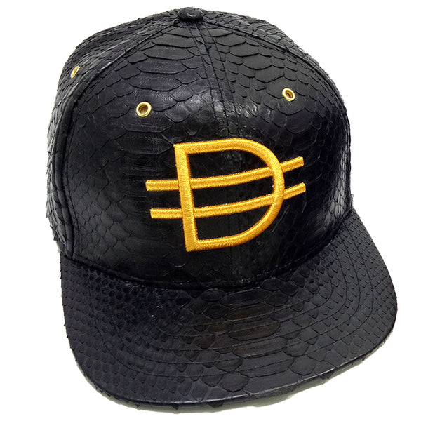 D logo Strap Back - Black/Gold